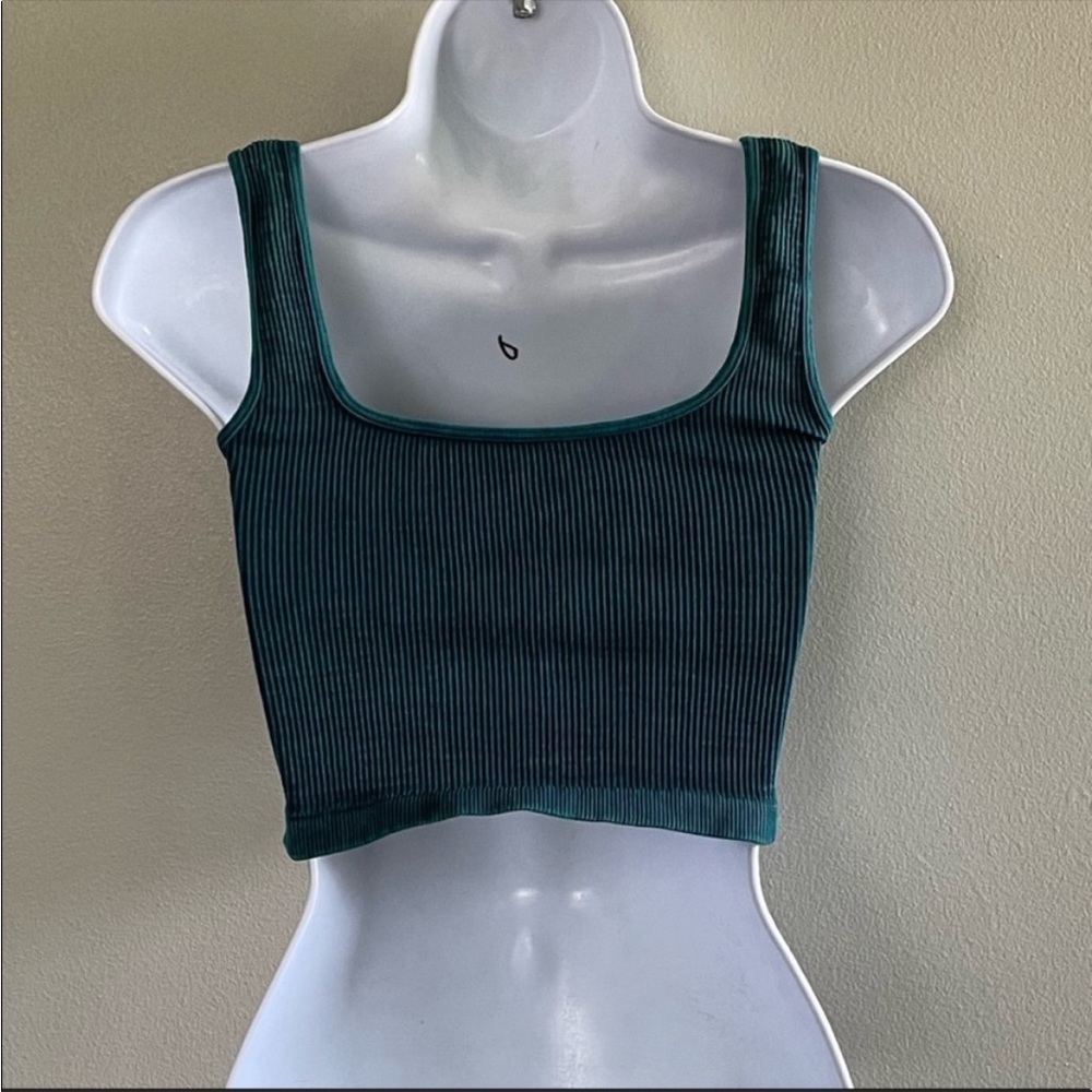 Free People Movement Happiness Runs Square Neck Crop Tank in Jewel NWOT - Picture 6 of 7